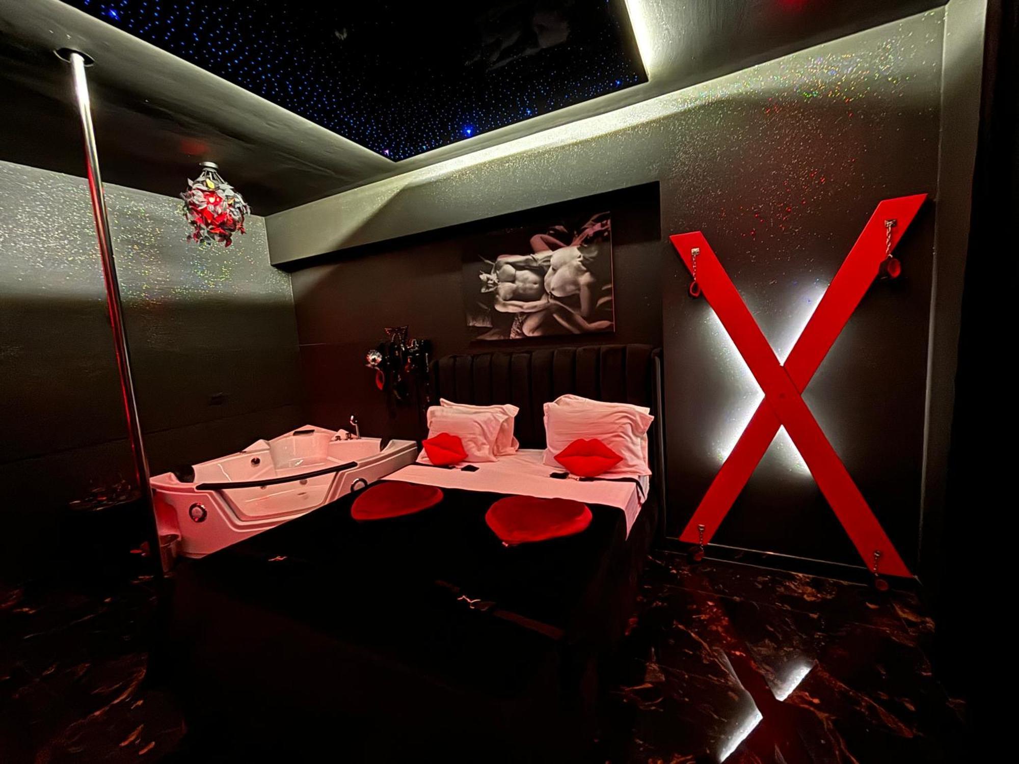 Romeo Nights - Love Rooms - Adults Only Bucareste Exterior foto