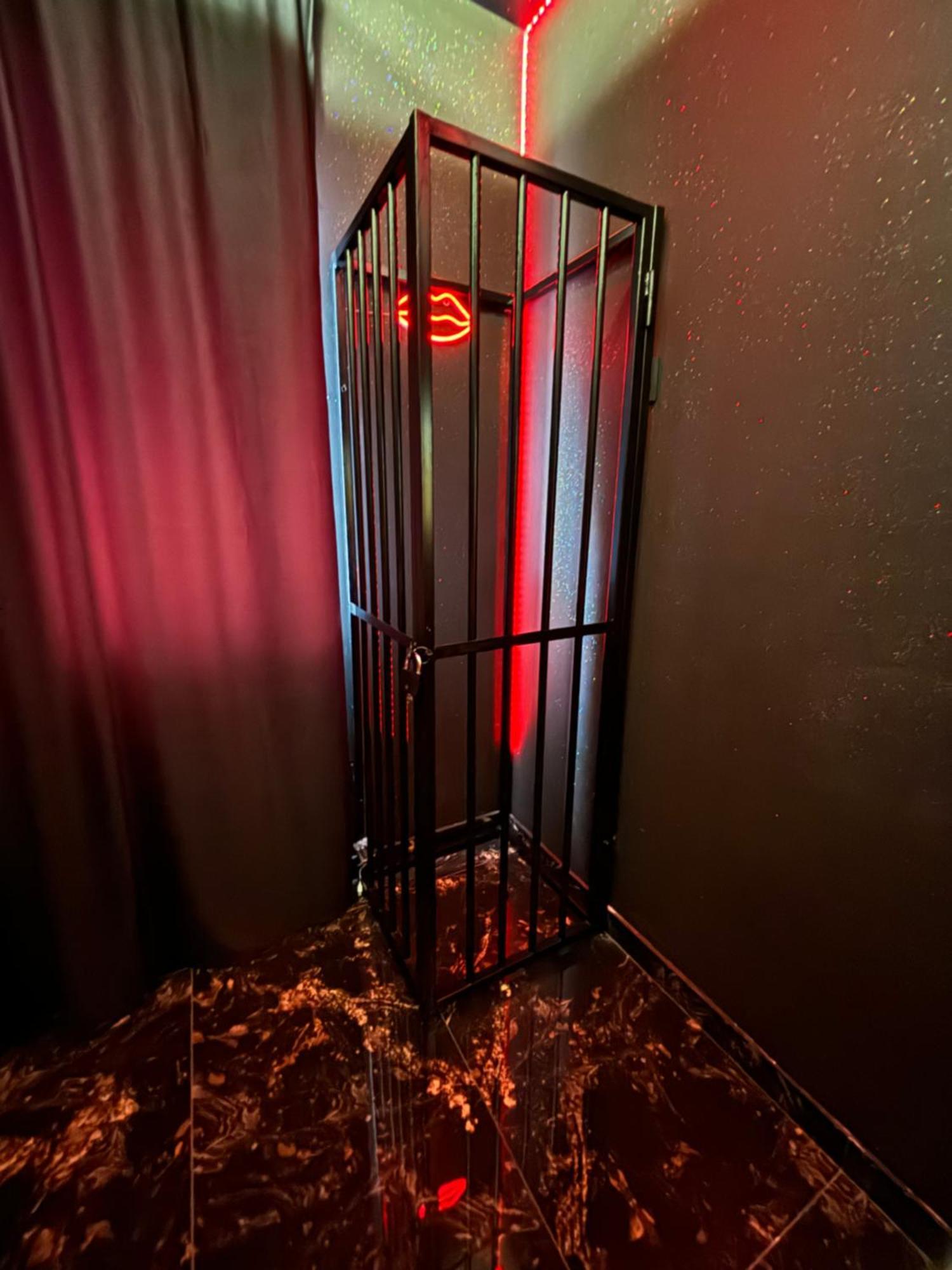 Romeo Nights - Love Rooms - Adults Only Bucareste Exterior foto